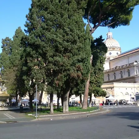 Private Terrace & Antique Decor - 1930S Heritage Apartment Steps From The Vatican *